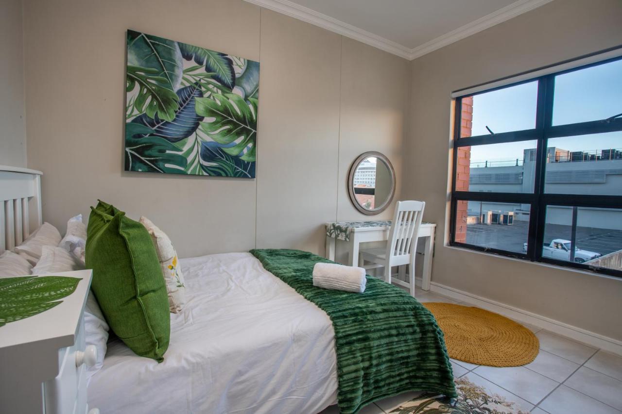 Stay At The Point - Triumphant Tropical Tranquility Durban Eksteriør billede